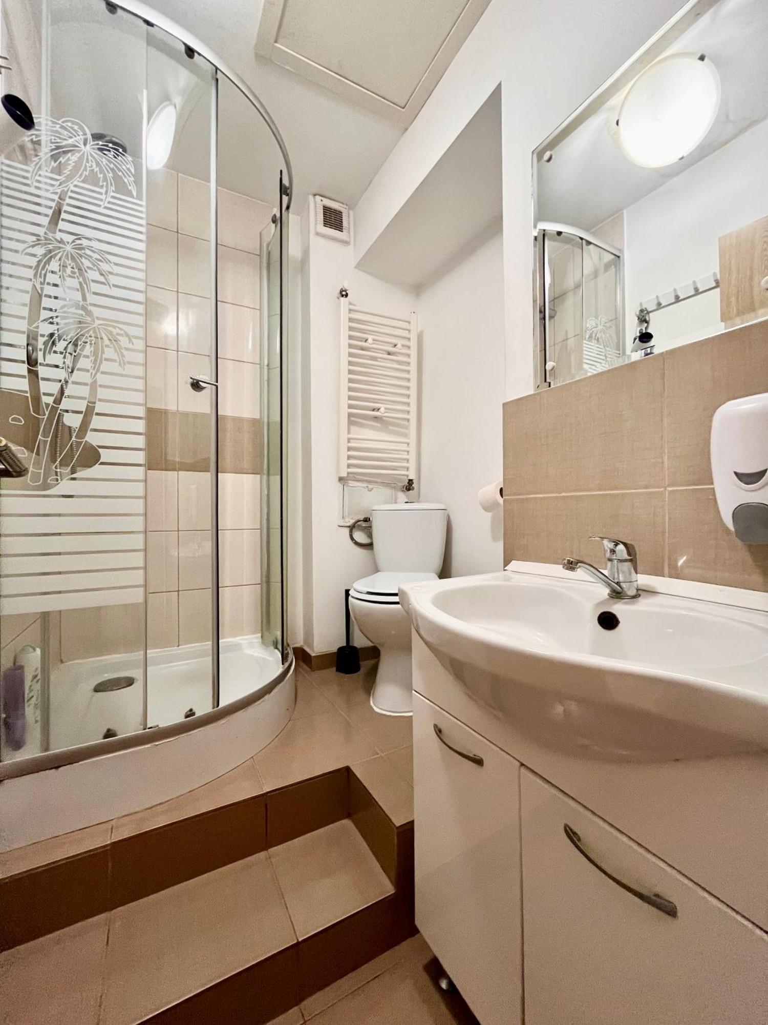 Old Town - Ultra Central Apartment Bukarest Eksteriør billede
