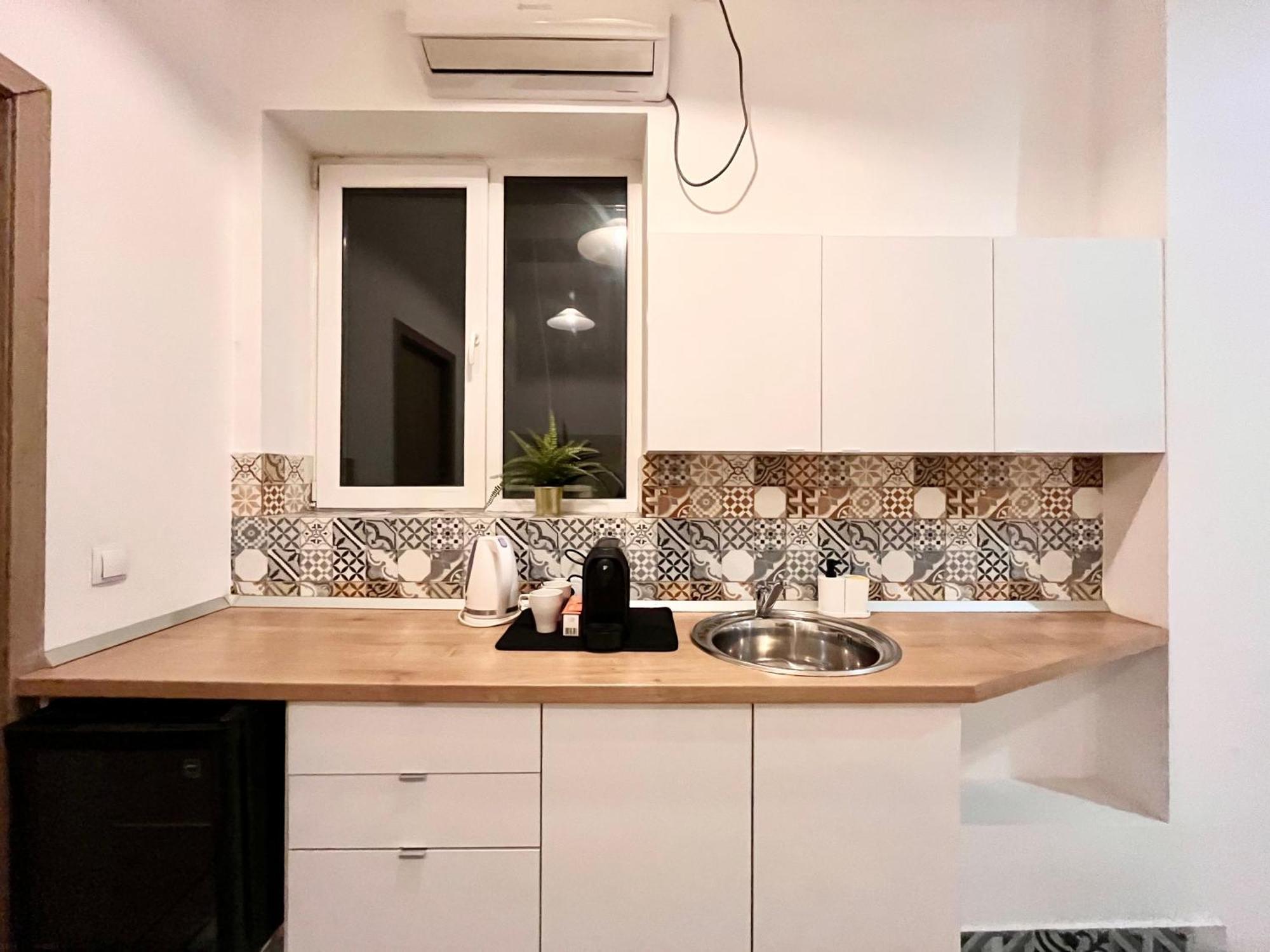 Old Town - Ultra Central Apartment Bukarest Eksteriør billede