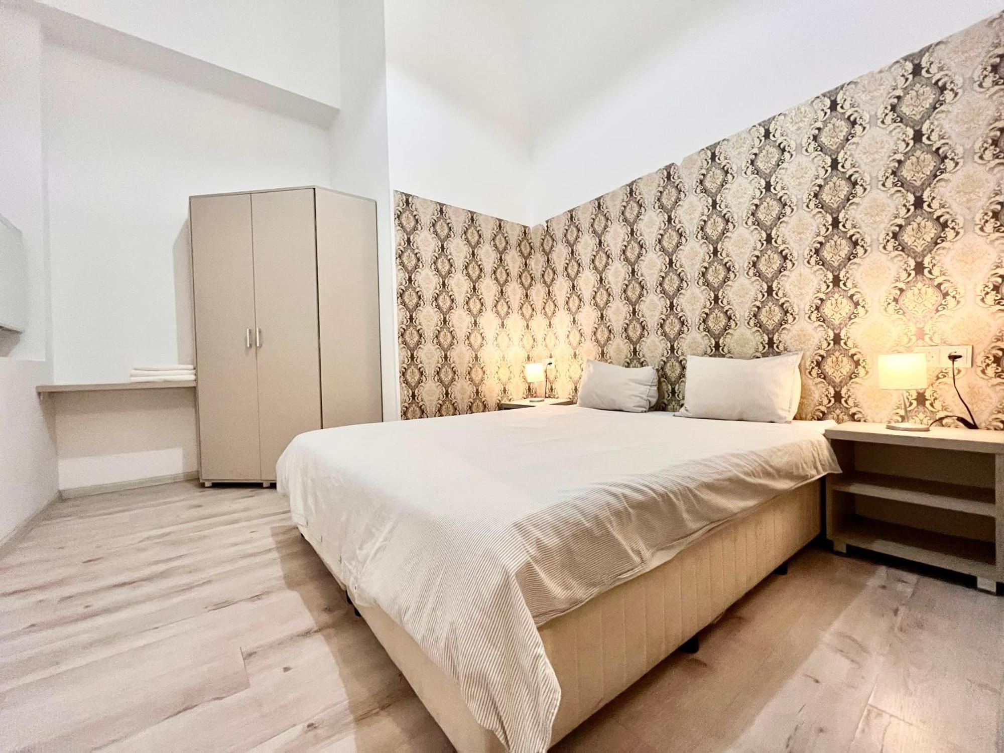 Old Town - Ultra Central Apartment Bukarest Eksteriør billede